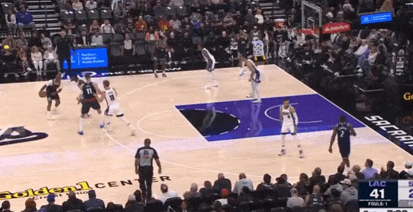 查克解析 - 季前赛快船vs国王：保罗和科林斯的化学反应